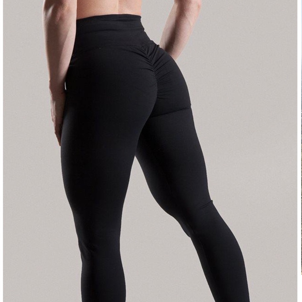 ABS2B Scrunch Booty Leggings - 28” regular rise, full booty scrunch